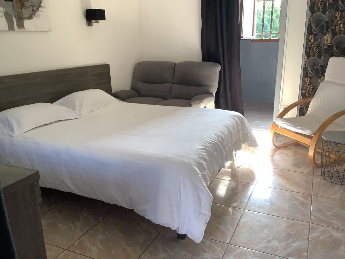 La Dolce Farniente Bed and Breakfast Biaudos Exteriör bild
